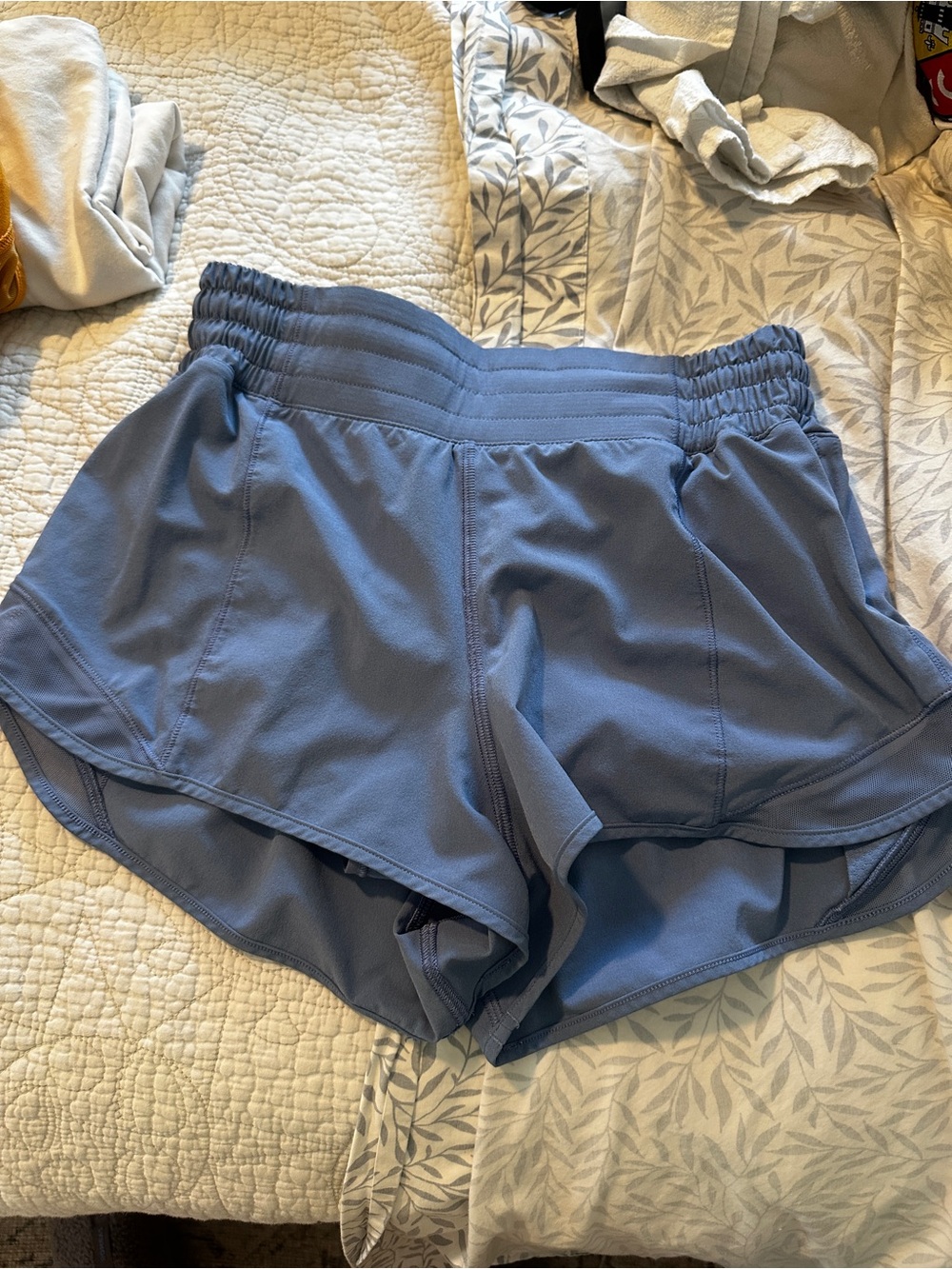 Lululemon grey blue hottie hot high rise size 4